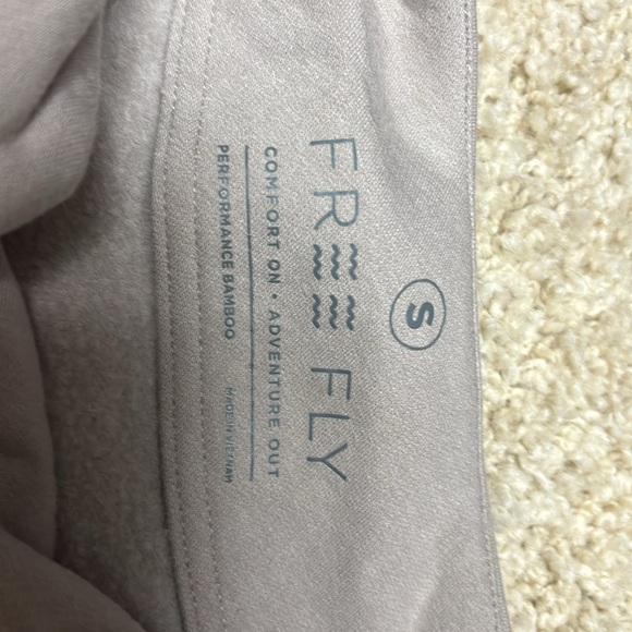 EUC. Free Fly tunic, mock neck sweatshirt. Light gray/light mauve color. - Picture 2 of 2